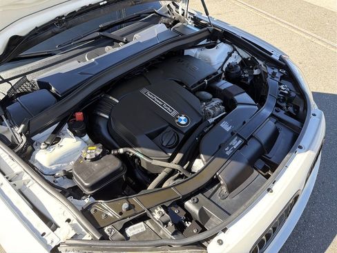 Used 2013 BMW X1 xDrive35i AWD/4WD image 16