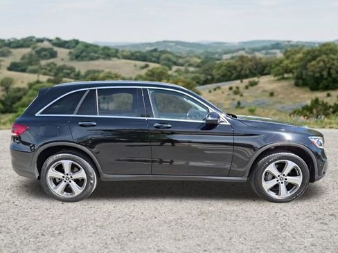 Used 2022 Mercedes-Benz GLC 300 4MATIC w/ Driver Assistance Package image 12