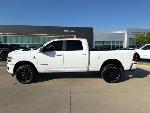 Used 2025 RAM 2500 Laramie w/ Night Edition AWD/4WD image 2