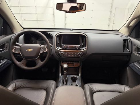 Used 2022 Chevrolet Colorado Z71 AWD/4WD image 12