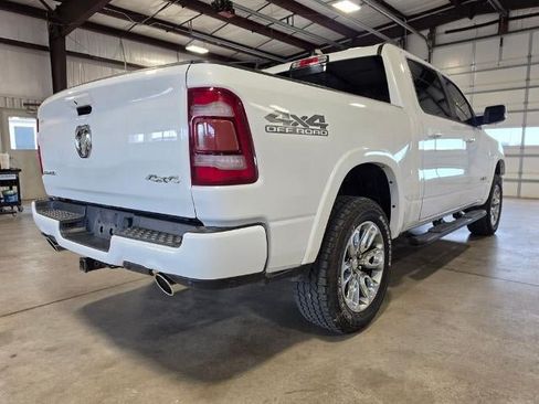 Used 2019 RAM 1500 Laramie AWD/4WD image 5