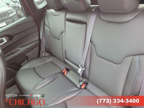 New 2026 Jeep Compass Latitude image 9