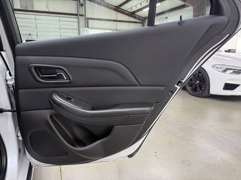 Used 2015 Chevrolet Malibu LTZ FWD image 14