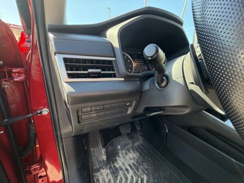 Used 2022 Mitsubishi Outlander SEL image 13