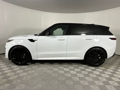 Used 2026 Land Rover Range Rover Sport Dynamic SE AWD/4WD image 6
