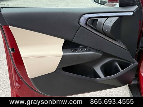 Used 2025 BMW X3 xDrive30i w/ Premium Package image 12