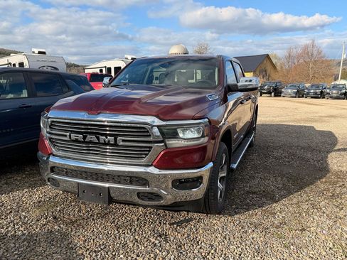 Used 2022 RAM 1500 Laramie AWD/4WD image 1