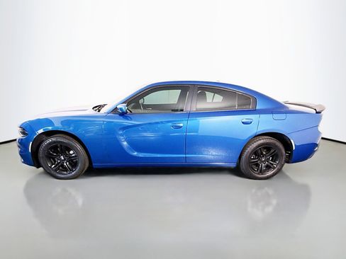 Used 2022 Dodge Charger SXT RWD image 6