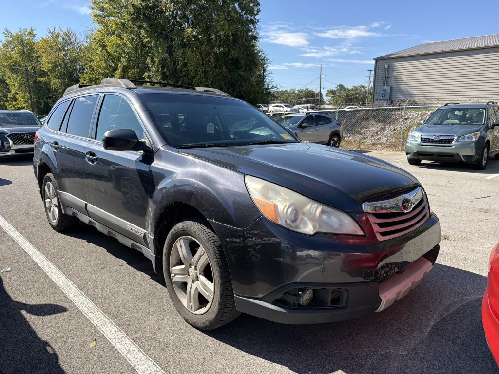 Used 2010 Subaru Outback 2.5i Limited w/ Popular Equipment Group 2C AWD/4WD image 1