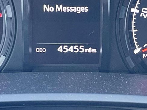 Used 2024 Toyota 4Runner SR5 Premium image 38