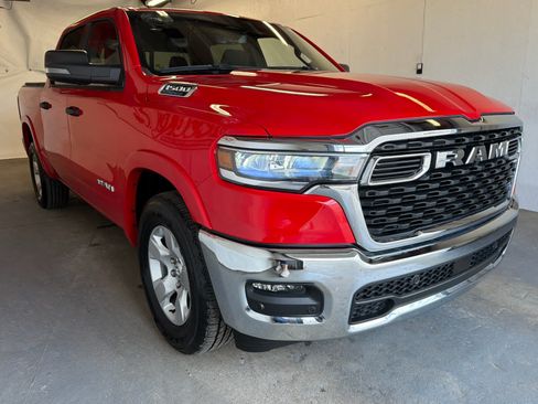 Used 2025 RAM 1500 Big Horn RWD image 4