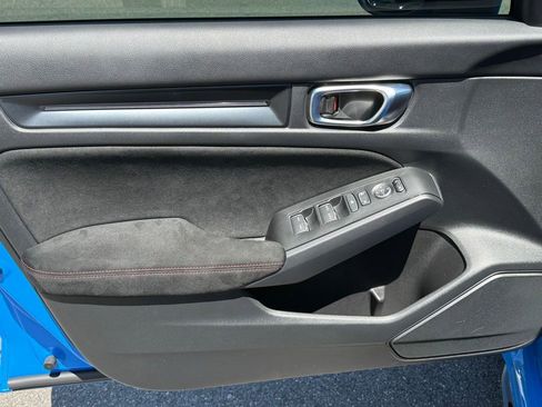 Used 2025 Honda Civic Type R image 21