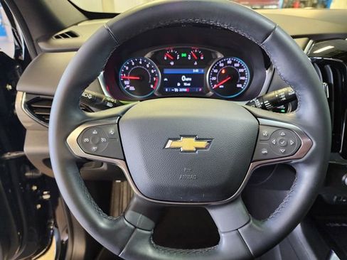 Used 2023 Chevrolet Traverse LT FWD image 22