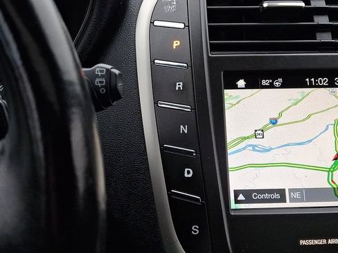 Used 2019 Lincoln MKC Reserve w/ MKC Climate Package image 18