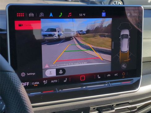 New 2026 Volkswagen Golf SE image 12