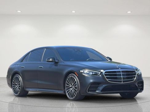 Certified 2023 Mercedes-Benz S 500 4MATIC image 7