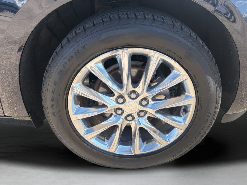 Used 2020 Buick Enclave Essence w/ Sound and Sites Package AWD/4WD image 8