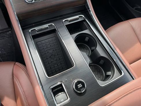 New 2026 Lincoln Aviator Reserve w/ Jet Appearance Package AWD/4WD image 31