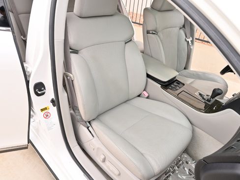 Used 2008 Lexus GS 450h image 16