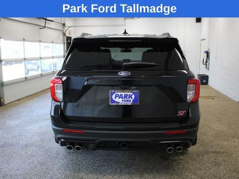 Used 2023 Ford Explorer ST w/ Equipment Group 401A image 4