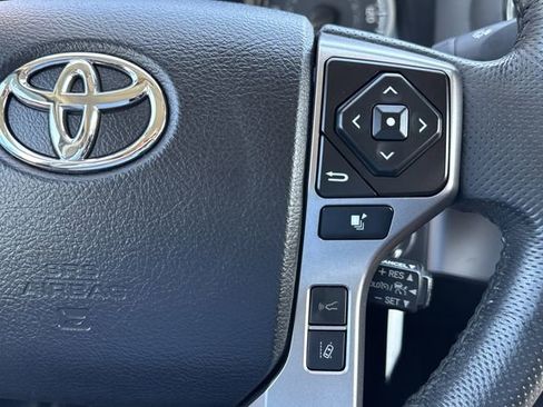 Used 2022 Toyota Tacoma SR5 RWD image 15