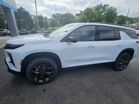 New 2026 Chevrolet Traverse RS FWD image 5