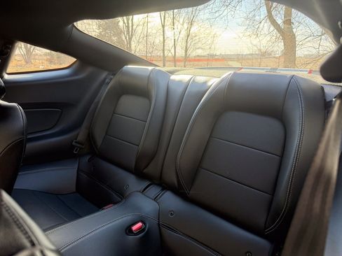 Used 2022 Ford Mustang GT Premium image 12