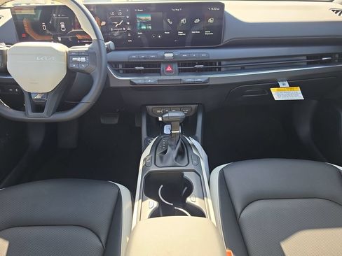 New 2026 Kia K4 GT-Line FWD image 14