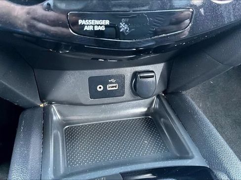Used 2020 Nissan Rogue Sport SV AWD/4WD image 16