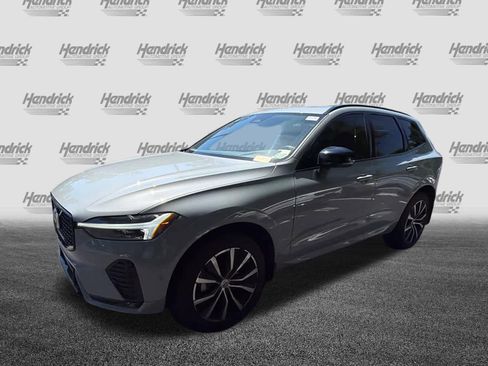 Certified 2024 Volvo XC60 B5 Plus w/ Protection Package Premier AWD/4WD image 8