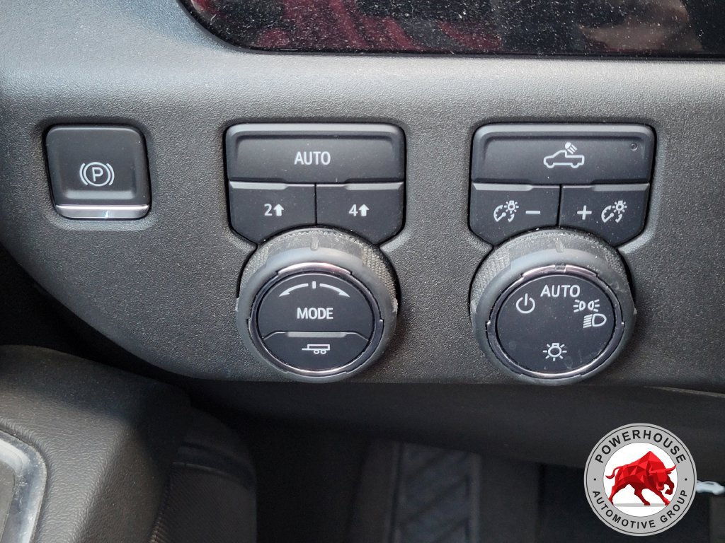 Used 2023 Chevrolet Silverado 1500 LT AWD/4WD image 28