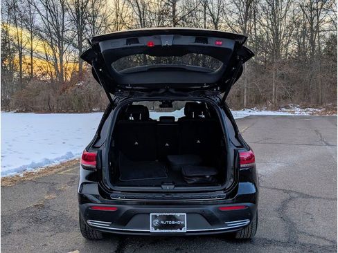 Used 2023 Mercedes-Benz EQB 300 4MATIC image 13