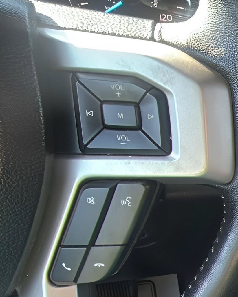 Used 2019 Ford F150 Lariat AWD/4WD image 6