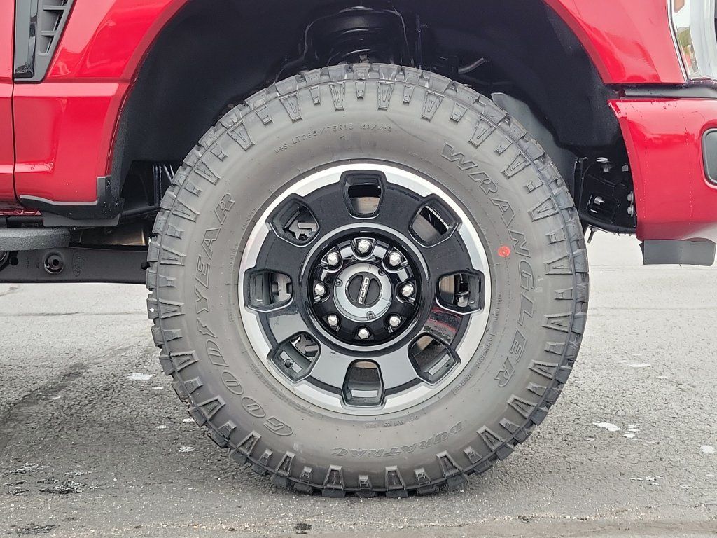 New 2027 Ford F250 Lariat w/ Tremor Off-Road Package AWD/4WD image 9