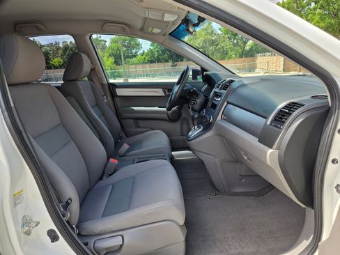 Used 2011 Honda CR-V LX image 28