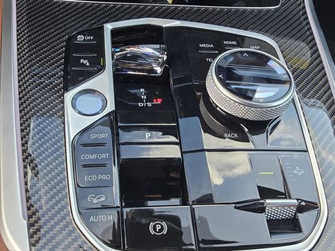 New 2026 BMW X5 M60i image 21