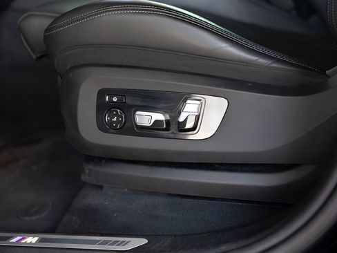 Used 2023 BMW XM AWD/4WD image 45