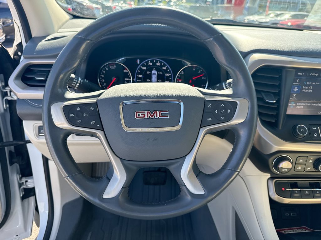 Used 2022 GMC Acadia Denali w/ Denali Ultimate Package AWD/4WD image 25