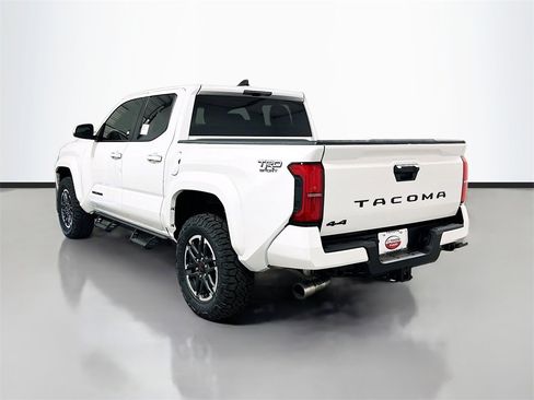 New 2025 Toyota Tacoma TRD Sport image 6