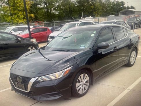 Used 2020 Nissan Sentra S FWD image 2