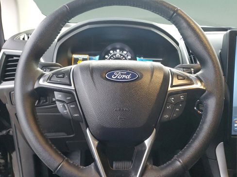 Used 2024 Ford Edge SEL w/ Sport Appearance Package image 22