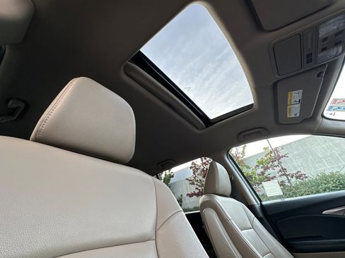 Used 2017 Honda Pilot EX-L image 14