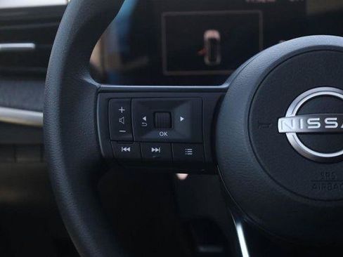 New 2026 Nissan Kicks SV AWD/4WD image 10