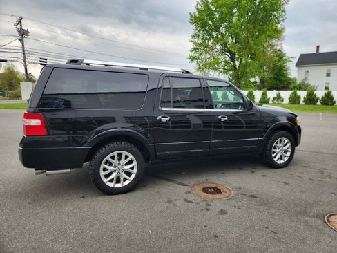 Used 2017 Ford Expedition EL Limited w/ Equipment Group 301A AWD/4WD image 17
