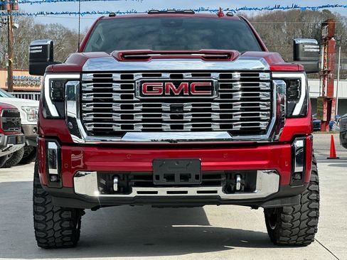 Used 2024 GMC Sierra 2500 Denali w/ Denali Reserve Package AWD/4WD image 2