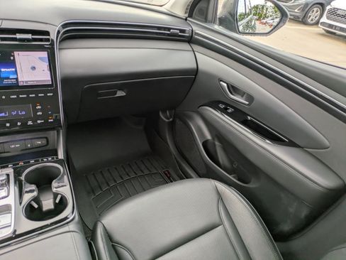 Certified 2023 Hyundai Tucson Limited AWD/4WD image 16