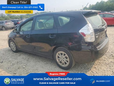 Used 2014 Toyota Prius V Three FWD image 3