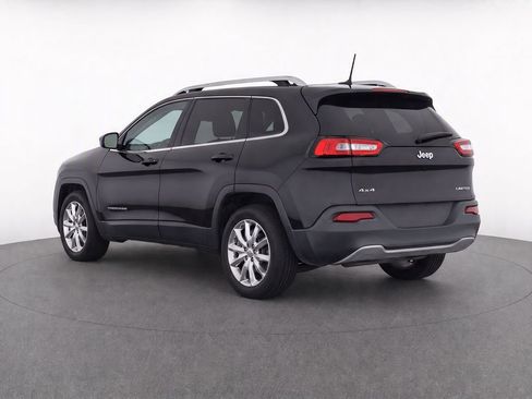 Used 2017 Jeep Cherokee Limited AWD/4WD image 3