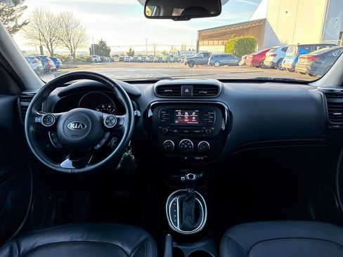 Used 2016 Kia Soul ! image 18