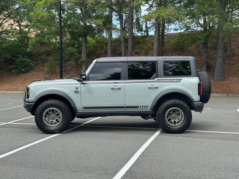 Used 2021 Ford Bronco First Edition AWD/4WD image 6
